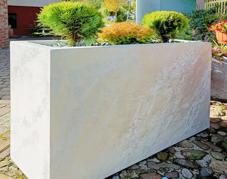Solidne-donice-do-aranzacji-ogrodu.webp